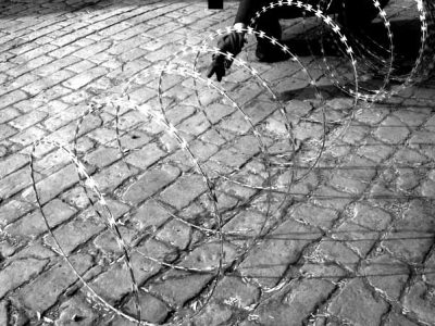 671225 WIRE RAZOR FOR PIRACY PREVENT, STAINLESS CROSSED LOOP D:900MM