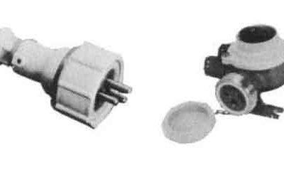 792888 PLUG&RECEPTACLE W/SWITCH 3PIN, WATERTIGHT HNA CAST BRASS